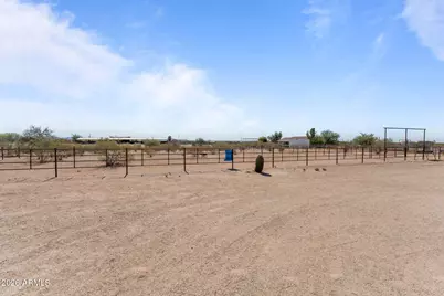 21223 W Restin Road, Wittmann, AZ 85361 - Photo 27