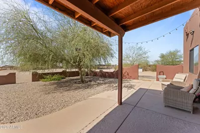 21223 W Restin Road, Wittmann, AZ 85361 - Photo 23