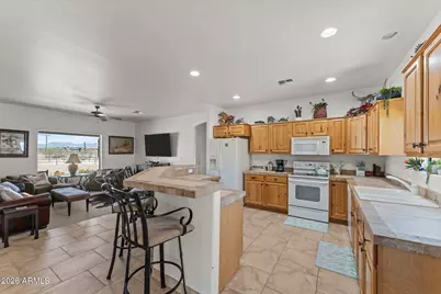 21223 W Restin Road, Wittmann, AZ 85361 - Photo 13