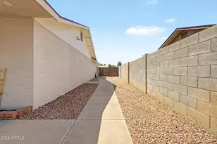 6938 W Cameron Dr, Peoria, AZ 85345 - Photo 41