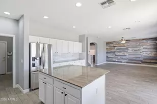7407 W Honeysuckle Dr, Peoria, AZ 85383 - Photo 9
