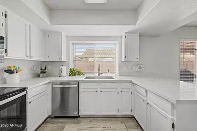 7113 N 28th Avenue, Phoenix, AZ 85051 - Photo 13