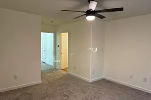 1570 S Owl Dr, Gilbert, AZ 85296 - Photo 15