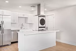 1611 W 5th St, Mesa, AZ 85201 - Photo 9
