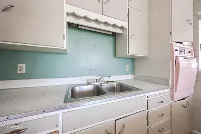 1805 E Randall Drive, Tempe, AZ 85281 - Photo 11