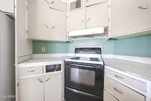 1805 E Randall Dr, Tempe, AZ 85281 - Photo 11