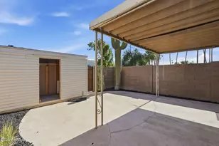 735 E Vaughn Dr, Tempe, AZ 85283 - Photo 31