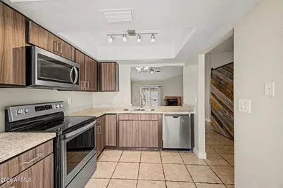 302 N Sycamore -- #22, Mesa, AZ 85201 - Photo 3