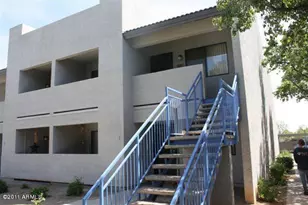 3301 E Earll Dr, Phoenix, AZ 85018 - Photo 1