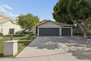 1911 E Clipper Ct, Gilbert, AZ 85234 - Photo 1