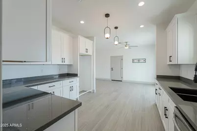 40179 W Robles Road, Maricopa, AZ 85138 - Photo 11