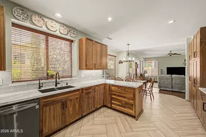 25412 N 68th Drive, Peoria, AZ 85383 - Photo 7