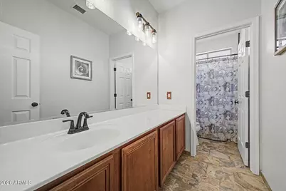 25412 N 68th Drive, Peoria, AZ 85383 - Photo 17