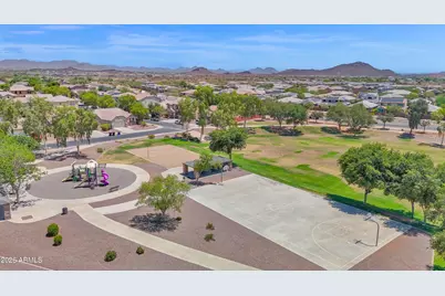 25843 N 165th Lane, Surprise, AZ 85387 - Photo 35