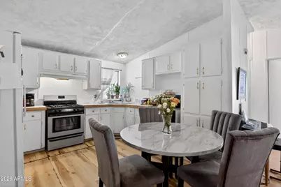 7302 W Peoria Avenue #74, Peoria, AZ 85345 - Photo 5