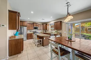 17548 W Larkspur Dr, Surprise, AZ 85388 - Photo 11