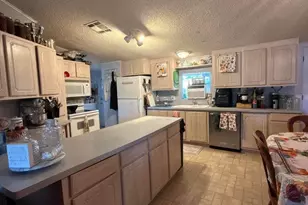 3805 W Dynamite Blvd, Phoenix, AZ 85083 - Photo 9