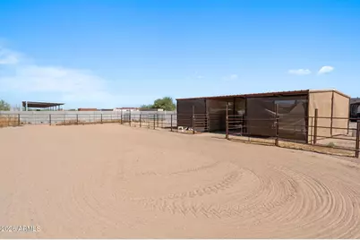 27513 N 252nd Avenue, Wittmann, AZ 85361 - Photo 3