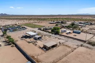 27513 N 252nd Ave, Wittmann, AZ 85361 - Photo 33