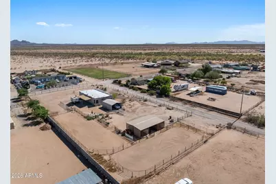 27513 N 252nd Avenue, Wittmann, AZ 85361 - Photo 27