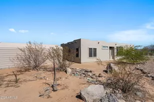 27513 N 252nd Ave, Wittmann, AZ 85361 - Photo 21