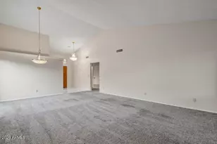 20305 N 105th Ave, Peoria, AZ 85382 - Photo 9