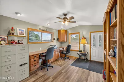 2705 W Creighton Drive, Flagstaff, AZ 86001 - Photo 25