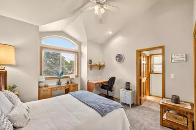 2705 W Creighton Drive, Flagstaff, AZ 86001 - Photo 35