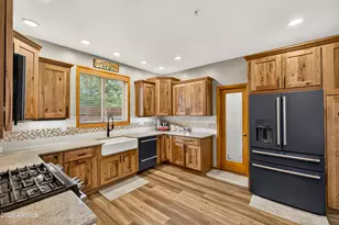 2705 W Creighton Dr, Flagstaff, AZ 86001 - Photo 7