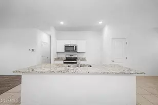 6070 E Helios Dr, Florence, AZ 85132 - Photo 9