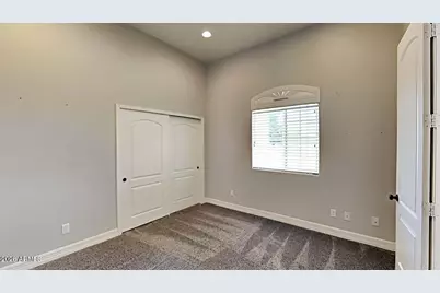 14202 N 180th Avenue, Surprise, AZ 85388 - Photo 11
