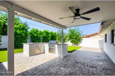 8318 E Sells Drive, Scottsdale, AZ 85251 - Photo 21