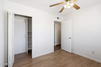 250 E Park Avenue, Gilbert, AZ 85234 - Photo 21