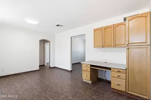 250 E Park Ave, Gilbert, AZ 85234 - Photo 11