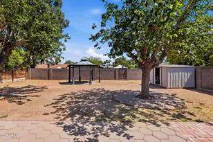 250 E Park Ave, Gilbert, AZ 85234 - Photo 27