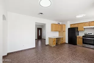 250 E Park Ave, Gilbert, AZ 85234 - Photo 7