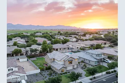 12872 N Founders Park Boulevard, Surprise, AZ 85379 - Photo 1