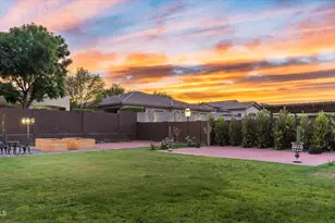 12872 N Founders Park Blvd, Surprise, AZ 85379 - Photo 39