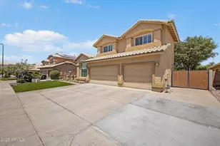 285 S Red Rock St, Gilbert, AZ 85296 - Photo 3