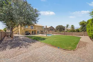 285 S Red Rock St, Gilbert, AZ 85296 - Photo 43