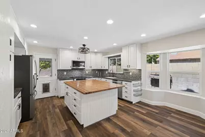 1948 E Los Arboles Drive, Tempe, AZ 85284 - Photo 11