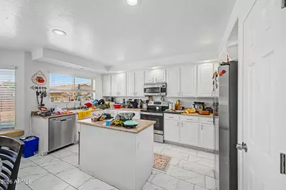 7926 W Hess Avenue, Phoenix, AZ 85043 - Photo 15