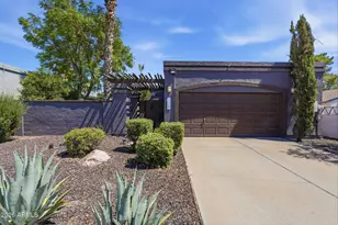 1429 E Kerry Ln, Phoenix, AZ 85024 - Photo 1