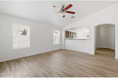 318 N 21st Circle, Coolidge, AZ 85128 - Photo 3