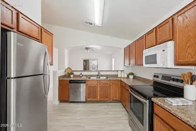 318 N 21st Circle, Coolidge, AZ 85128 - Photo 3