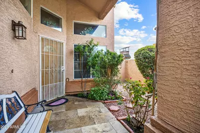 111 N Soho Place, Chandler, AZ 85225 - Photo 3