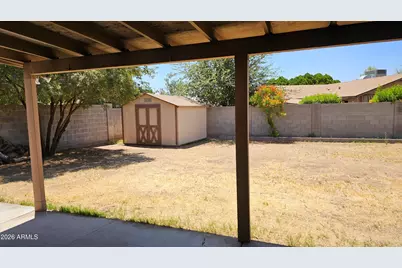 2135 W Maple Drive, Phoenix, AZ 85027 - Photo 9