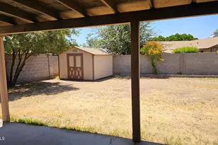 2135 W Maple Dr, Phoenix, AZ 85027 - Photo 9