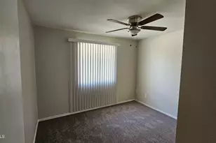 2135 W Maple Dr, Phoenix, AZ 85027 - Photo 9