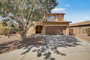1016 W Basswood Ave, San Tan Valley, AZ 85140 - Photo 1